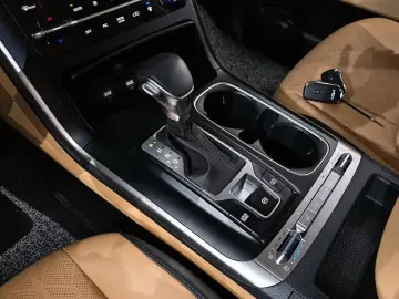 2023 Kia Carnival с пробегом 16 819 км
