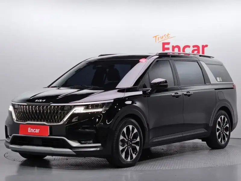 2022 Kia Carnival с пробегом 33 308 км