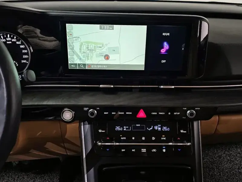 2023 Kia Carnival с пробегом 16 819 км