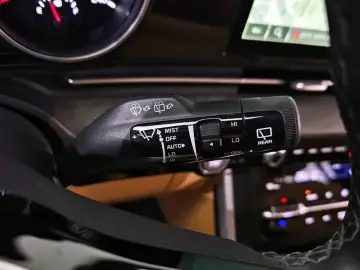 2023 Kia Carnival с пробегом 16 819 км