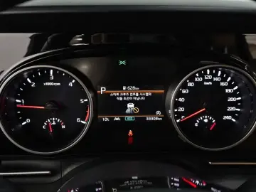 2022 Kia Carnival с пробегом 33 308 км