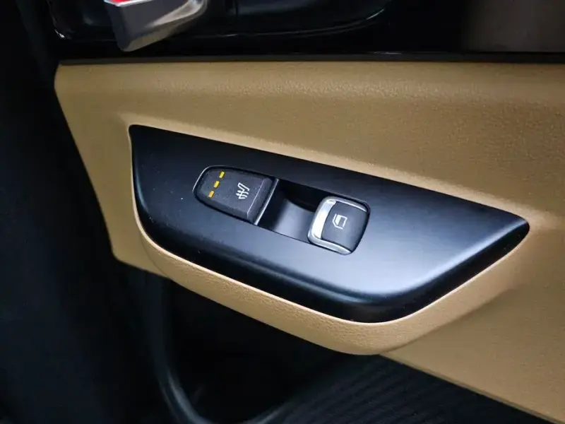2022 Kia Carnival с пробегом 33 308 км