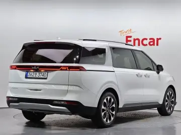 2022 Kia Carnival с пробегом 7 535 км