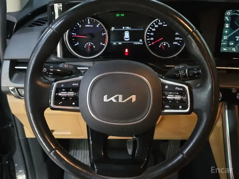2021 Kia Carnival с пробегом 172 774 км