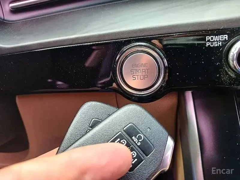 2021 Kia Carnival с пробегом 178 890 км
