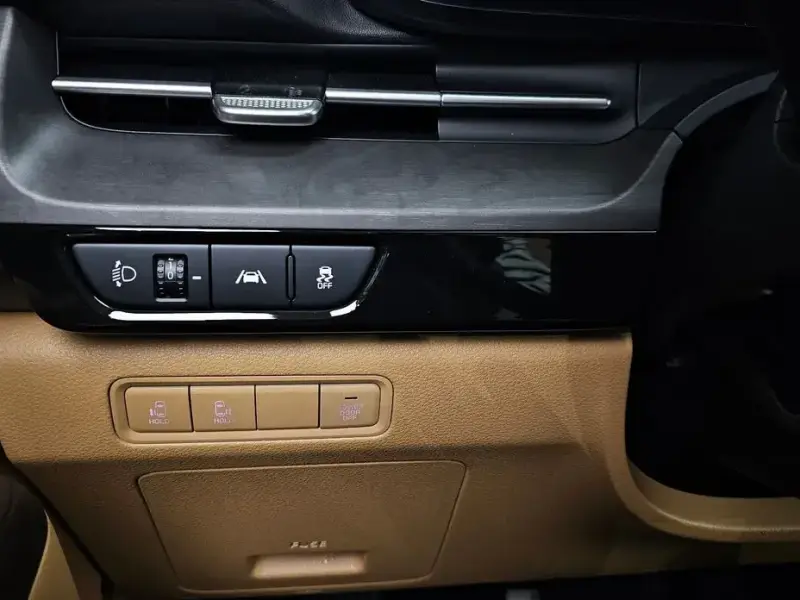 2022 Kia Carnival с пробегом 7 535 км
