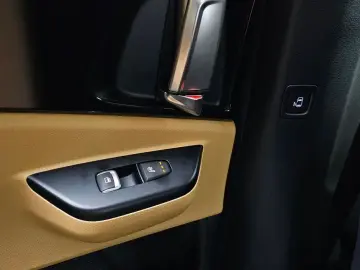 2022 Kia Carnival с пробегом 7 535 км