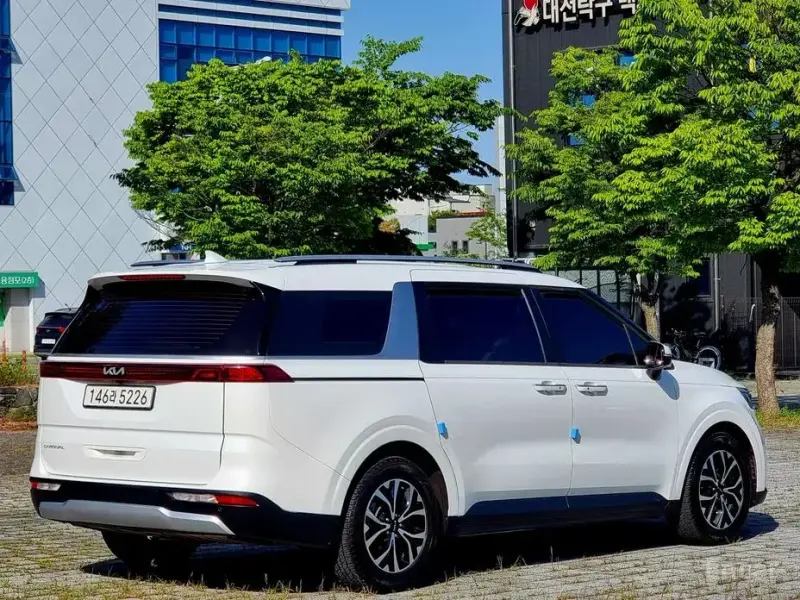2021 Kia Carnival с пробегом 58 376 км