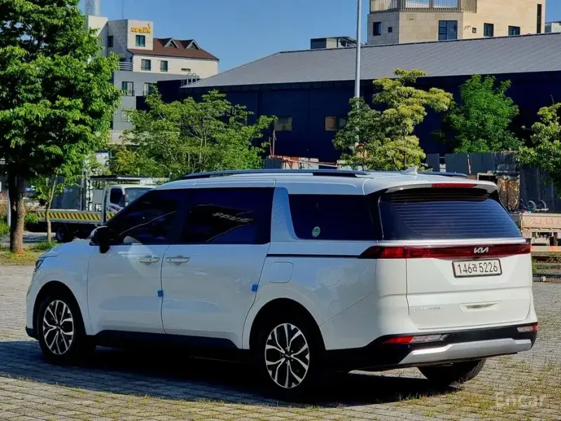 2021 Kia Carnival с пробегом 58 376 км