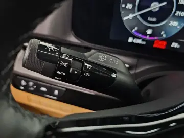 2022 Kia Carnival с пробегом 7 535 км