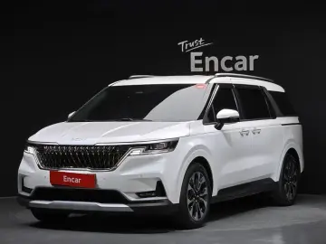 2023 Kia Carnival с пробегом 49 596 км