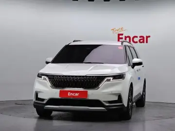 2023 Kia Carnival с пробегом 30 346 км