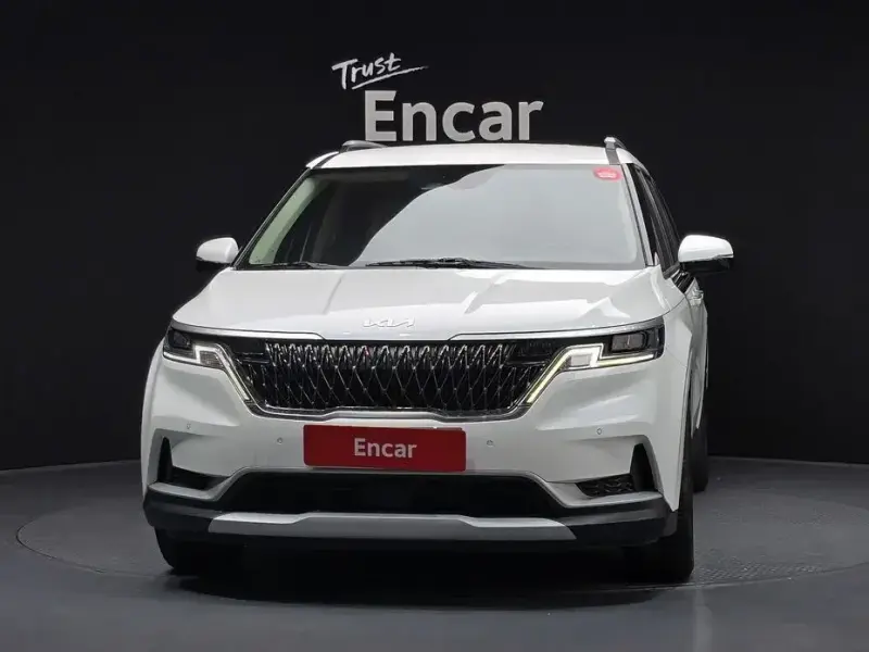 2023 Kia Carnival с пробегом 57 546 км
