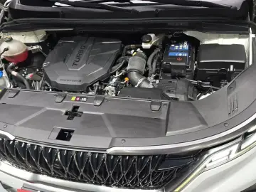 2022 Kia Carnival с пробегом 82 055 км