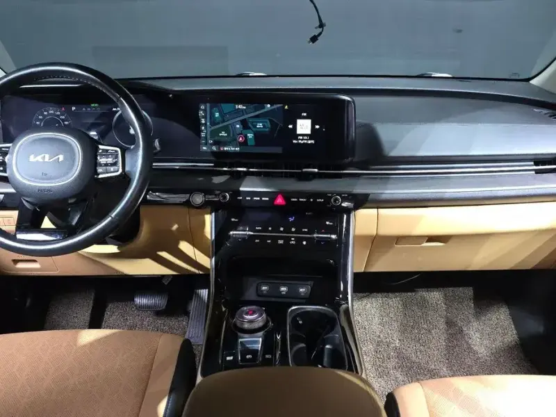 2022 Kia Carnival с пробегом 82 055 км