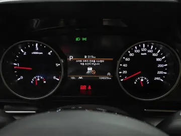 2021 Kia Carnival с пробегом 104 029 км