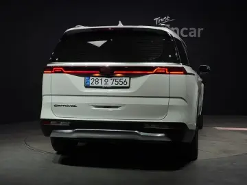 2021 Kia Carnival с пробегом 50 028 км