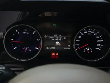 2021 Kia Carnival с пробегом 50 028 км