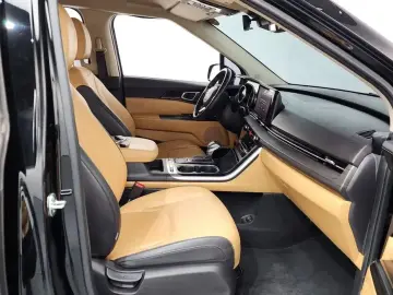 2022 Kia Carnival с пробегом 26 078 км