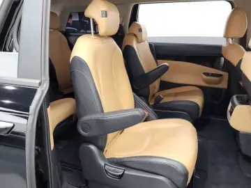 2022 Kia Carnival с пробегом 26 078 км