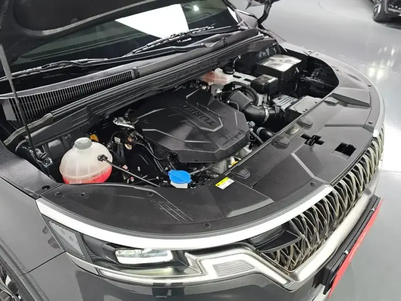 2022 Kia Carnival с пробегом 28 006 км
