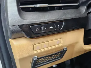 2022 Kia Carnival с пробегом 37 538 км