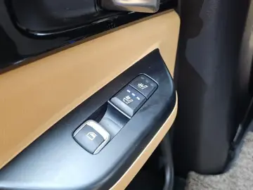 2022 Kia Carnival с пробегом 37 538 км