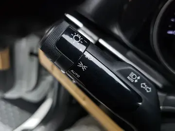 2022 Kia Carnival с пробегом 63 113 км
