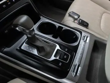 2023 Kia Carnival с пробегом 75 686 км