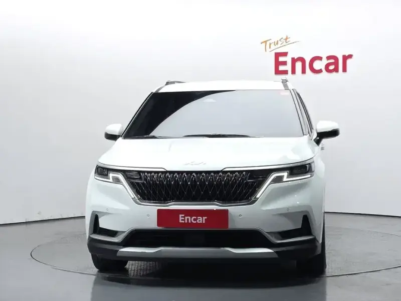 2021 Kia Carnival с пробегом 79 244 км