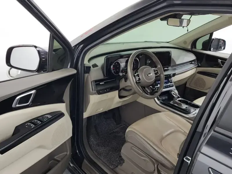 2021 Kia Carnival с пробегом 88 993 км