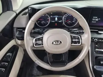 2021 Kia Carnival с пробегом 88 993 км