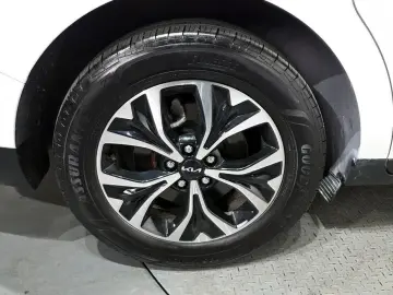 2022 Kia Carnival с пробегом 68 043 км