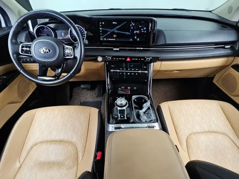 2021 Kia Carnival с пробегом 113 350 км