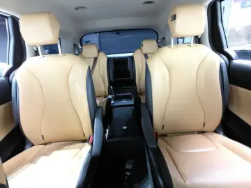 2022 Kia Carnival с пробегом 68 043 км