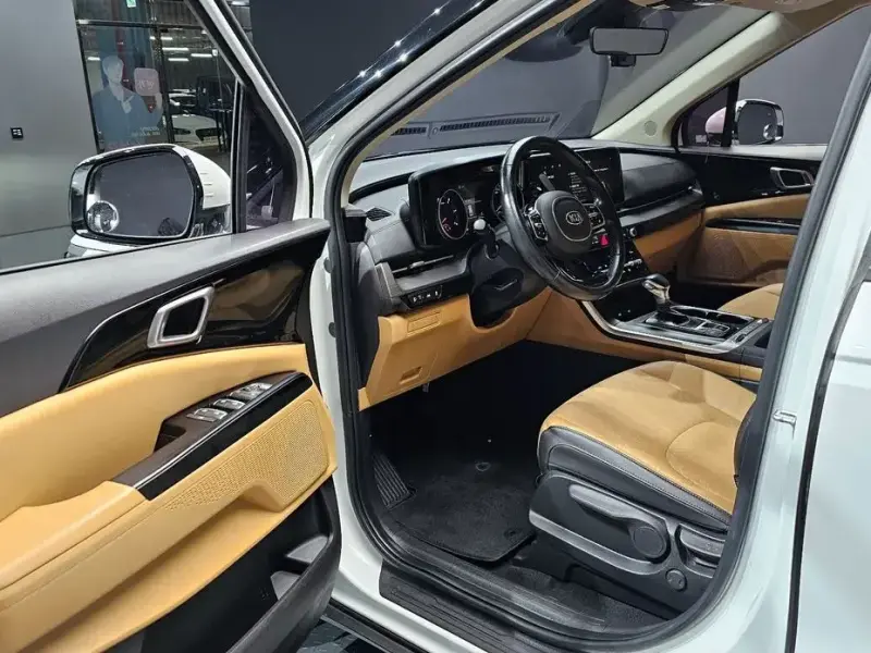 2021 Kia Carnival с пробегом 88 729 км