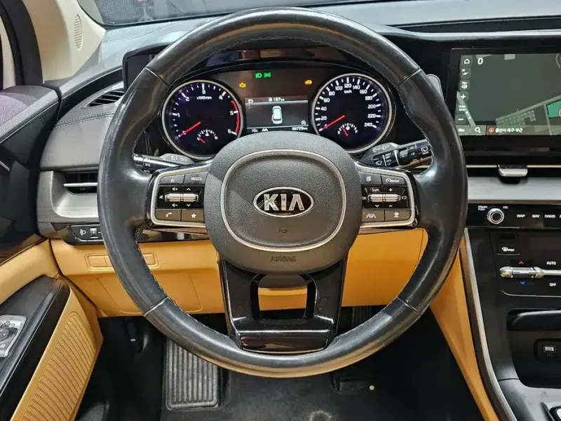 2021 Kia Carnival с пробегом 88 729 км