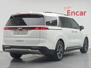 2022 Kia Carnival с пробегом 114 156 км