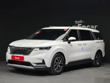 2022 Kia Carnival с пробегом 113 571 км