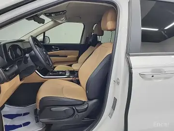 2021 Kia Carnival с пробегом 61 619 км