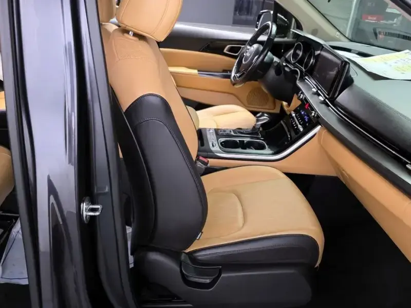 2022 Kia Carnival с пробегом 153 292 км