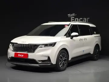 2023 Kia Carnival с пробегом 36 821 км