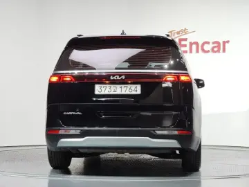 2022 Kia Carnival с пробегом 85 764 км