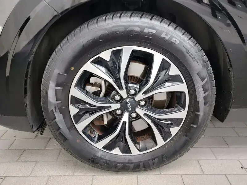 2022 Kia Carnival с пробегом 85 764 км