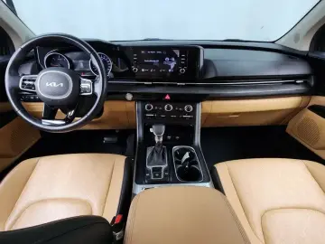 2022 Kia Carnival с пробегом 85 764 км