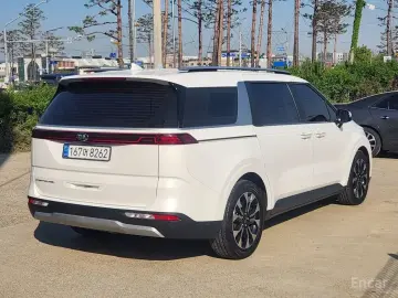 2021 Kia Carnival с пробегом 69 936 км