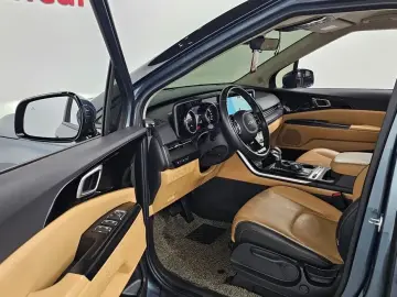 2022 Kia Carnival с пробегом 72 973 км
