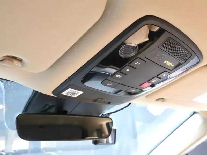 2023 Kia Carnival с пробегом 36 821 км