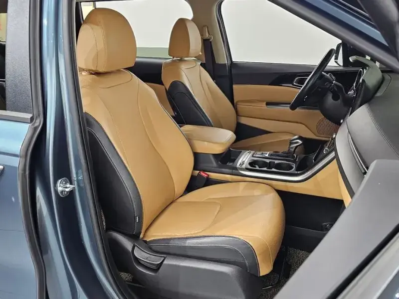 2022 Kia Carnival с пробегом 72 973 км