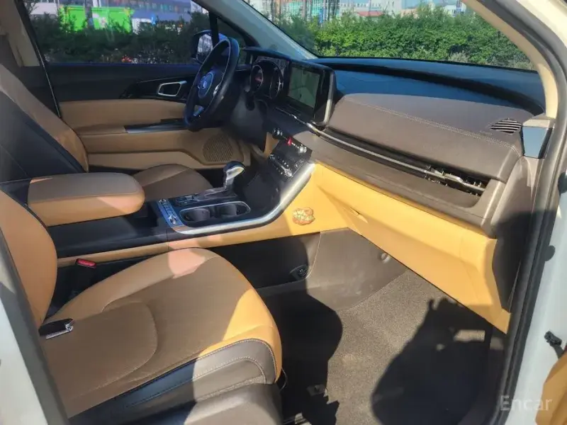 2021 Kia Carnival с пробегом 69 936 км